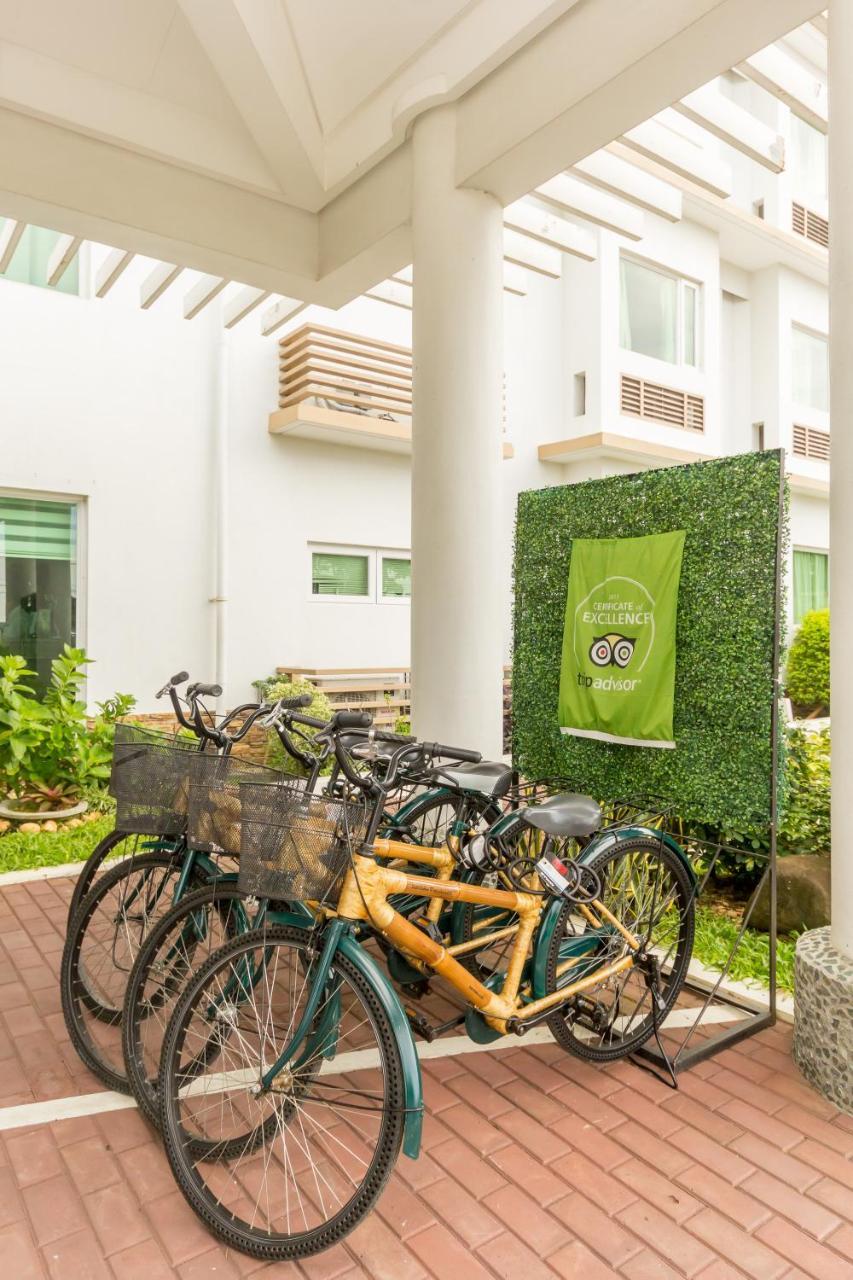 Microtel By Wyndham South Forbes Near Nuvali Santa Rosa  Eksteriør billede